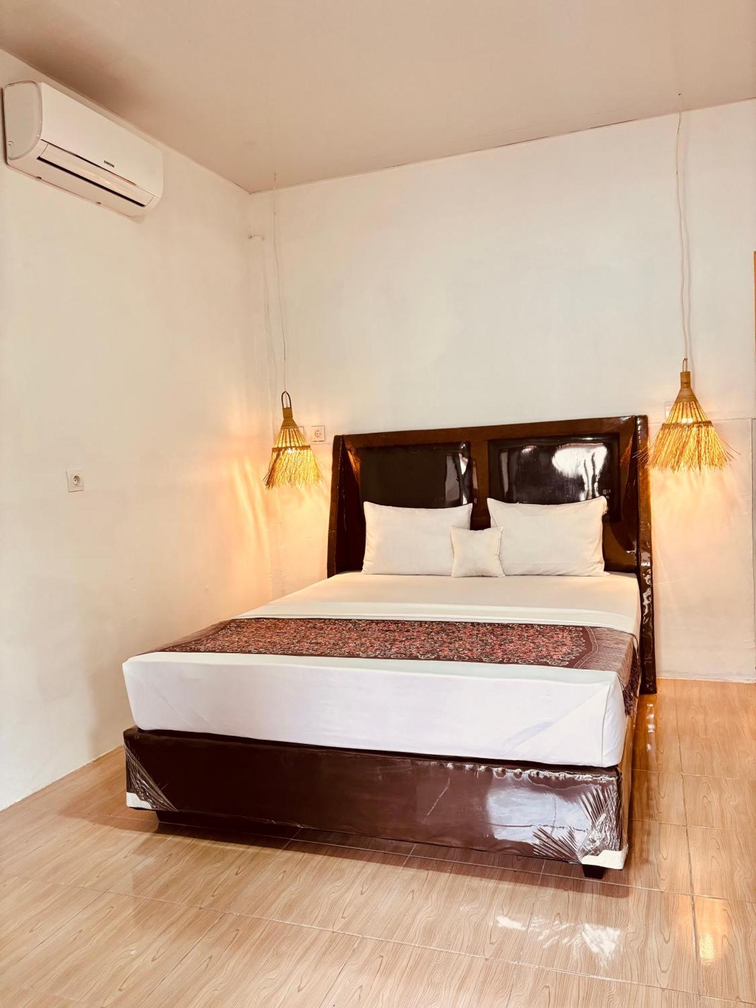 Anjani Larva Cottage - Homestay And Eatery Senaru Dış mekan fotoğraf