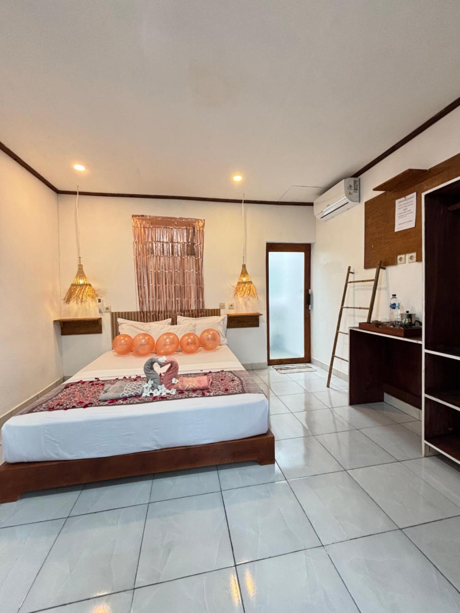 Anjani Larva Cottage - Homestay And Eatery Senaru Dış mekan fotoğraf