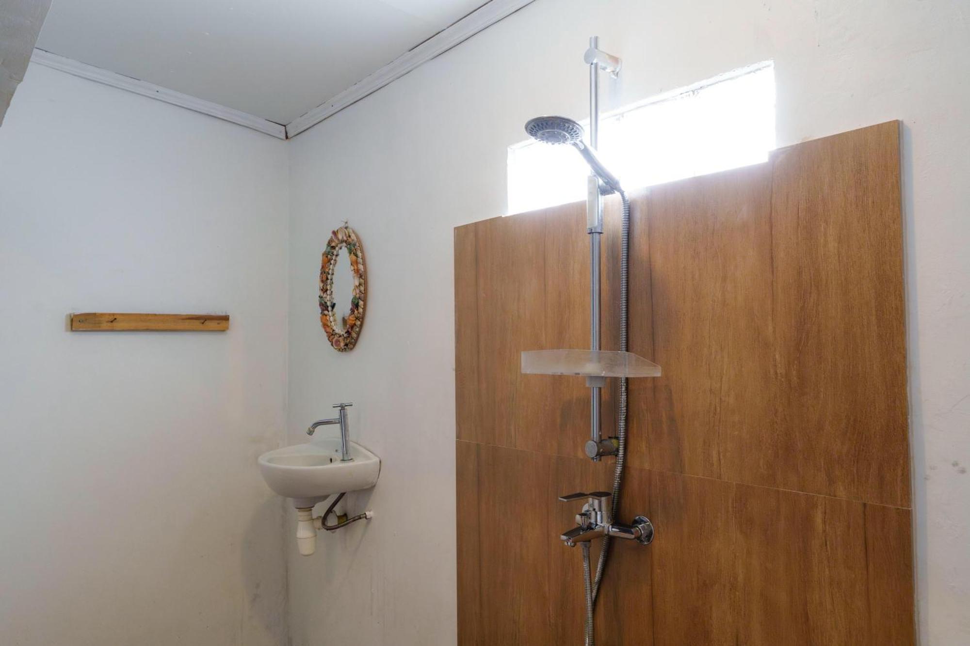 Anjani Larva Cottage - Homestay And Eatery Senaru Dış mekan fotoğraf